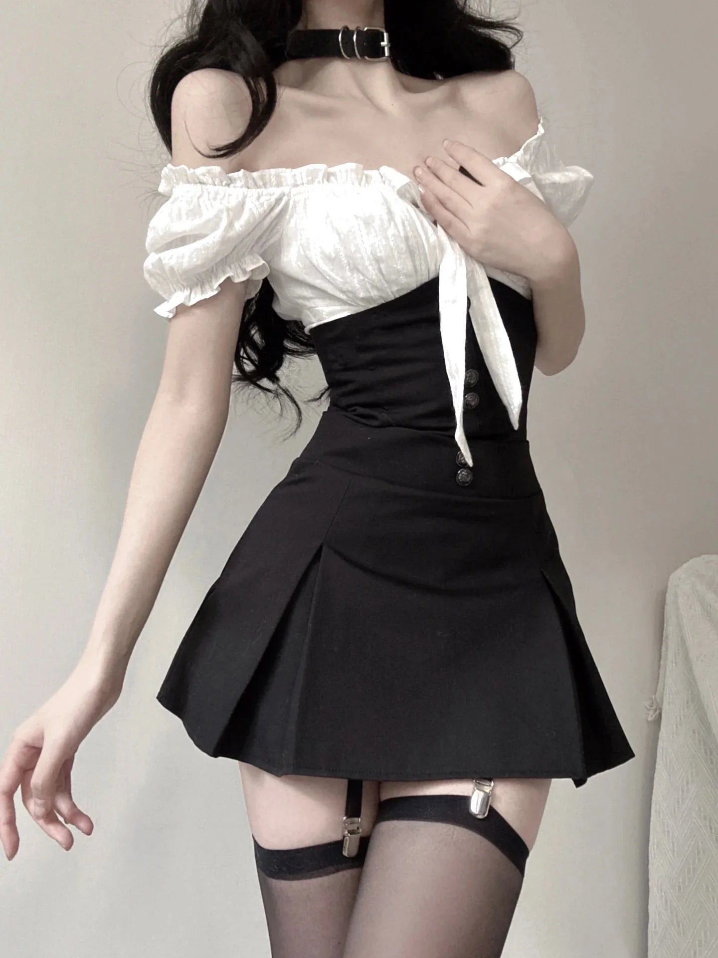 PUFF SLEEVE SUSPENDER DRESS  SS3184