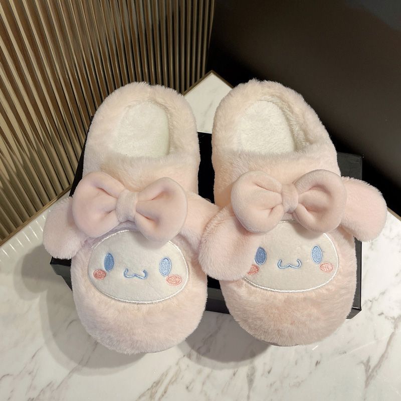 Plush slipper S202