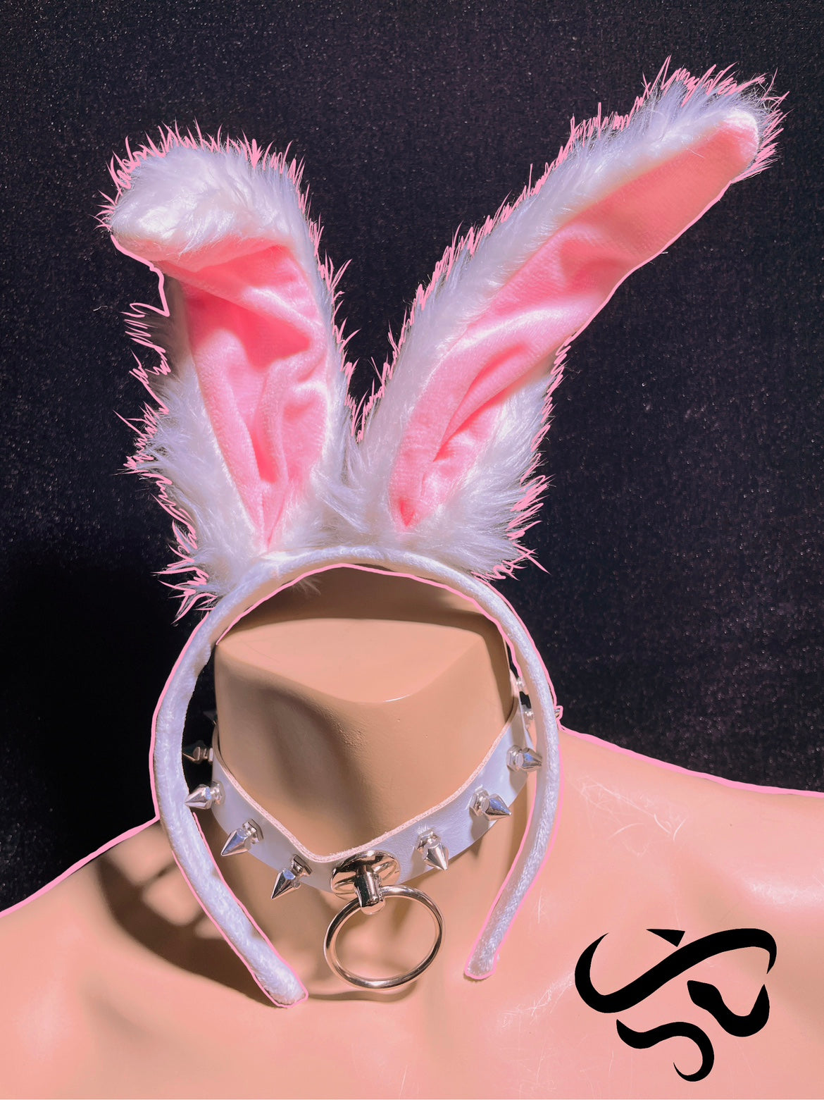 Cos rabbit S029