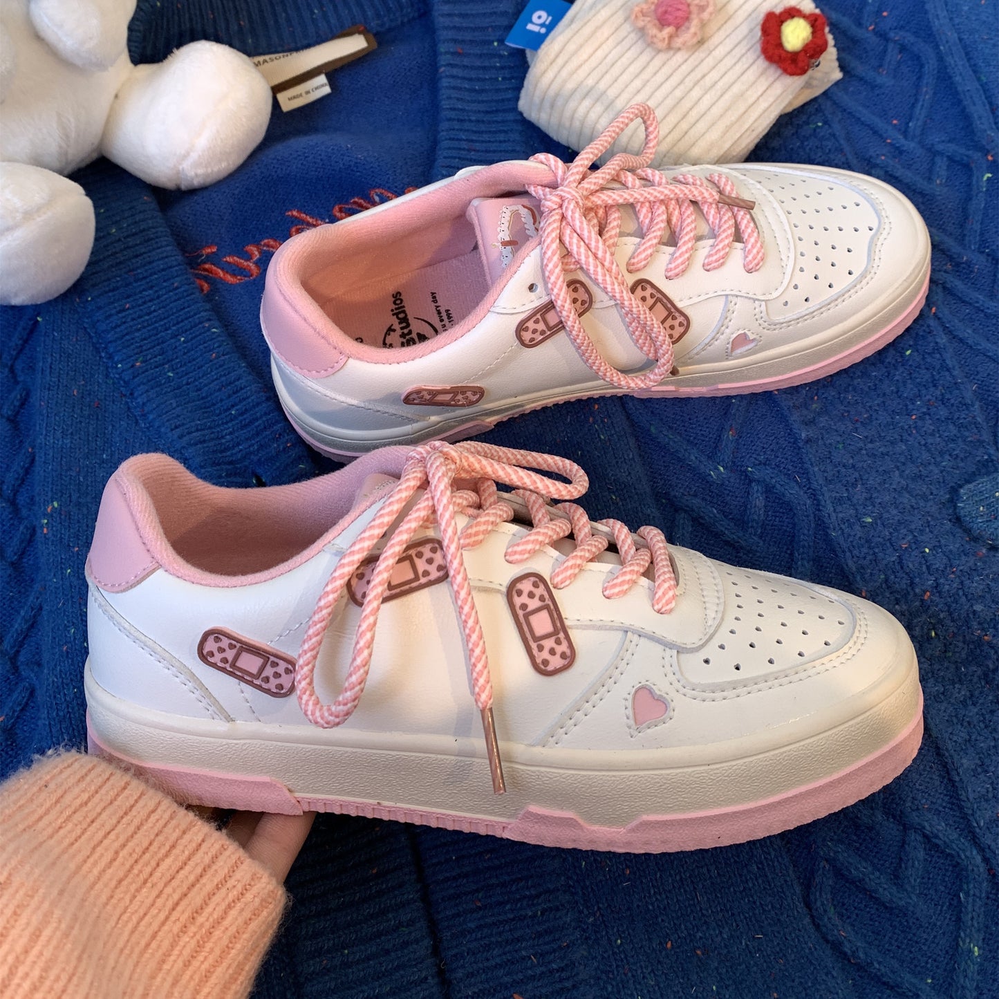 Love band-aid pink sports sneakers SS2503