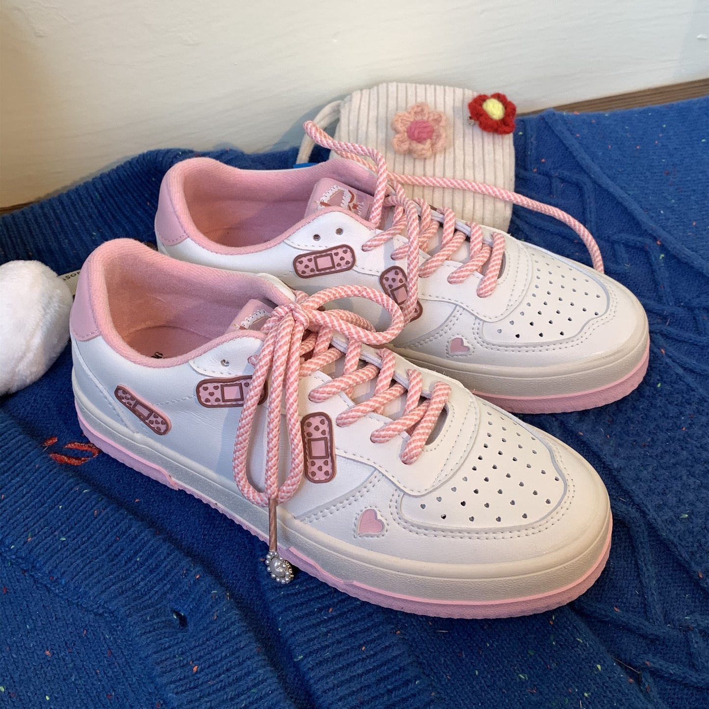 Love band-aid pink sports sneakers SS2503