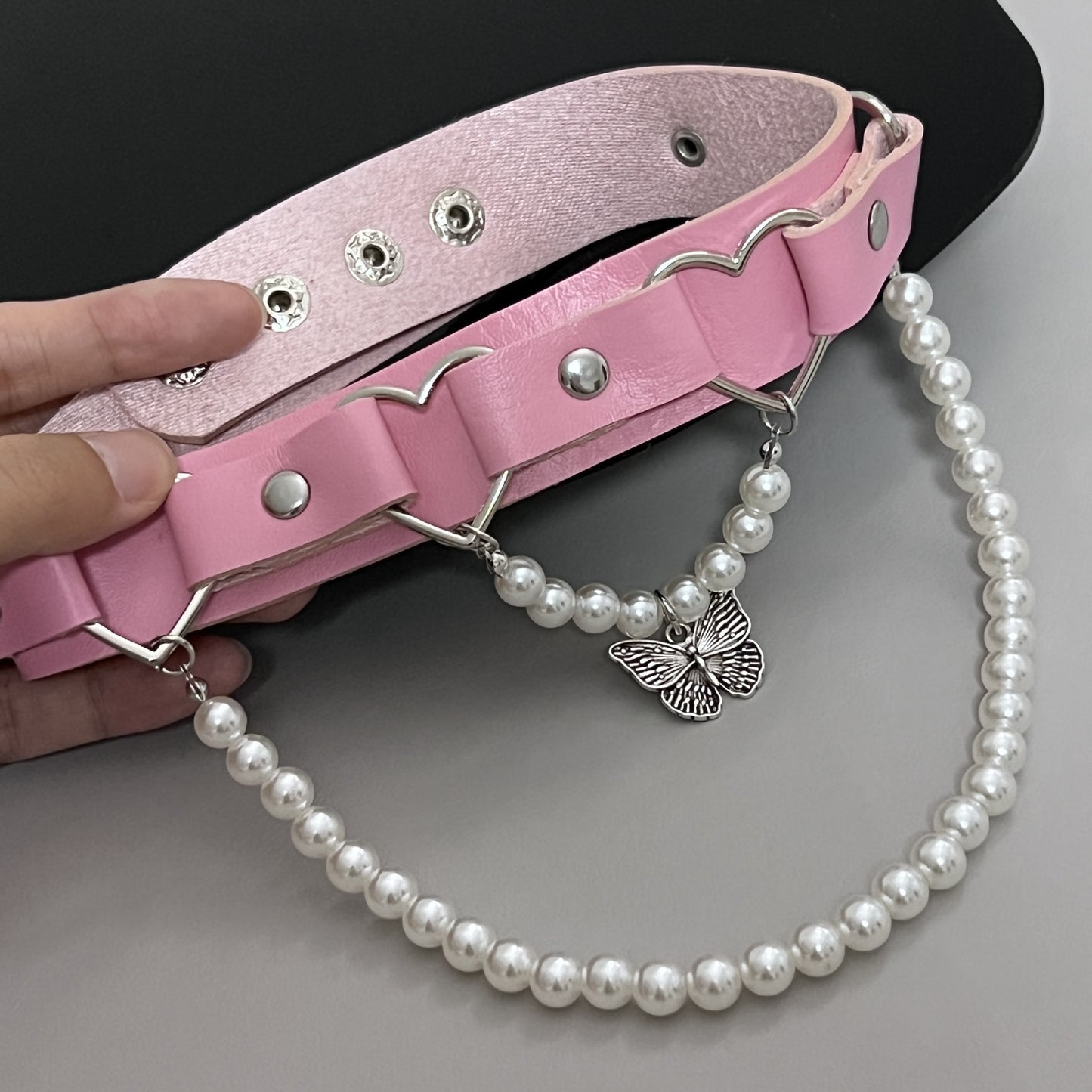 Stud Butterfly Pearl Choker SS3033